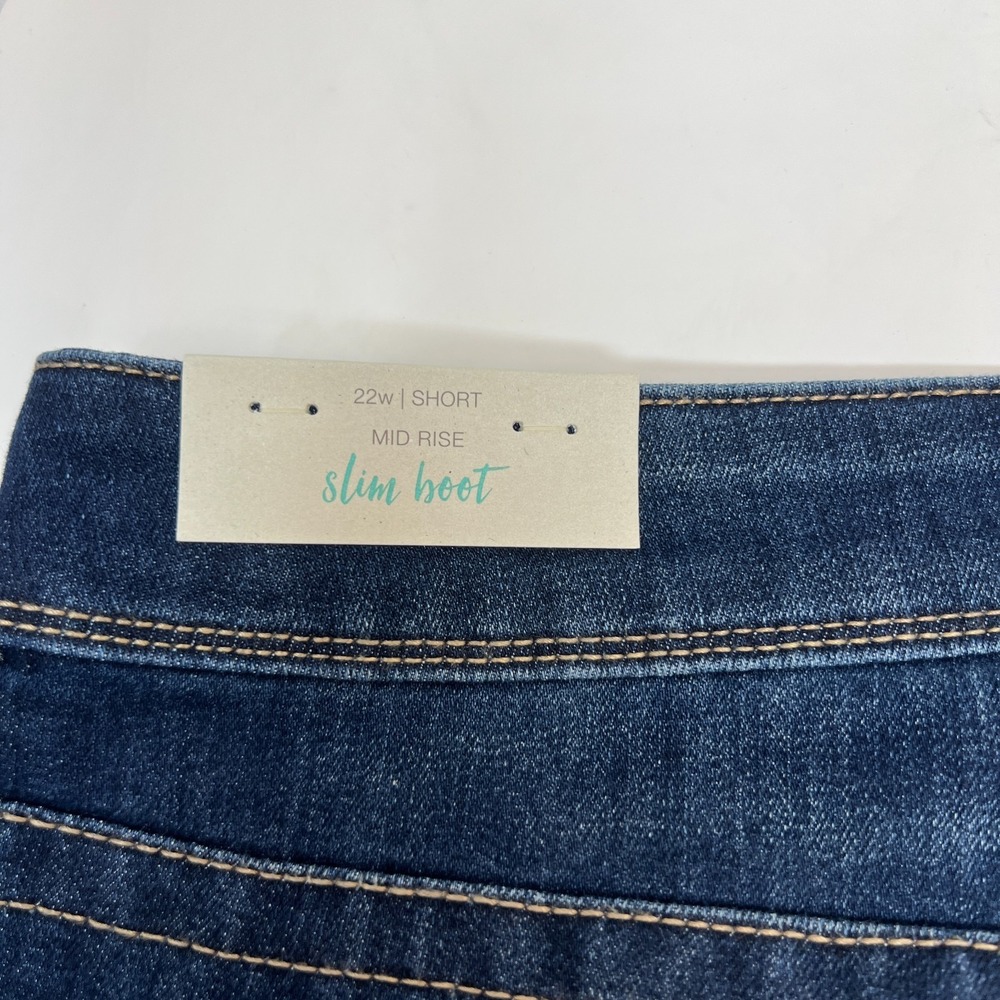 NWT Maurices Blue Jeans Mid Rise Slim Boot Size 22W Short - Picture 7 of 11